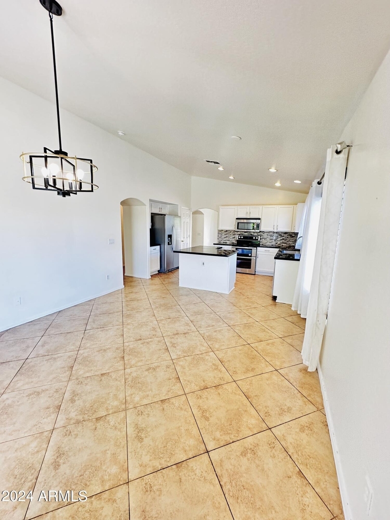 192 N 222nd Drive - Photo 6