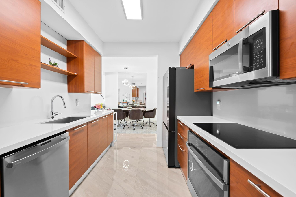 350 Se 2nd Street - Photo 9