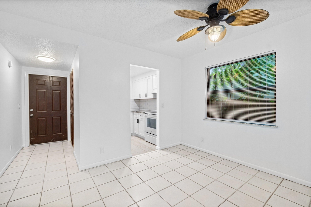 626 N Federal Highway - Photo 10