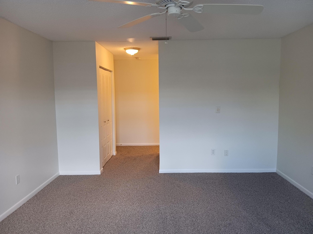 8045 Eastlake Drive - Photo 36