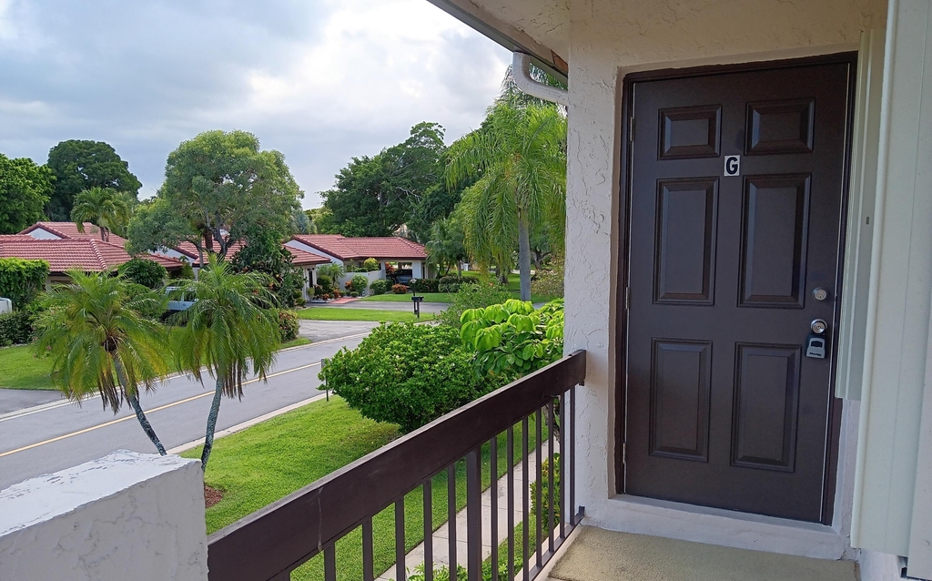 8045 Eastlake Drive - Photo 8