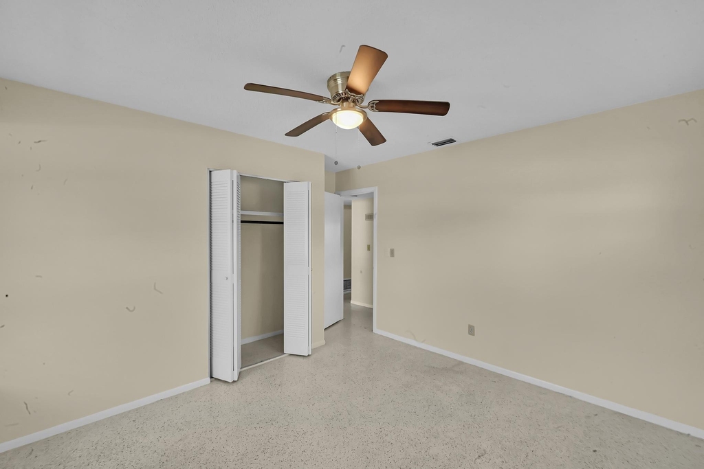 160 Ne Bracken Road - Photo 16
