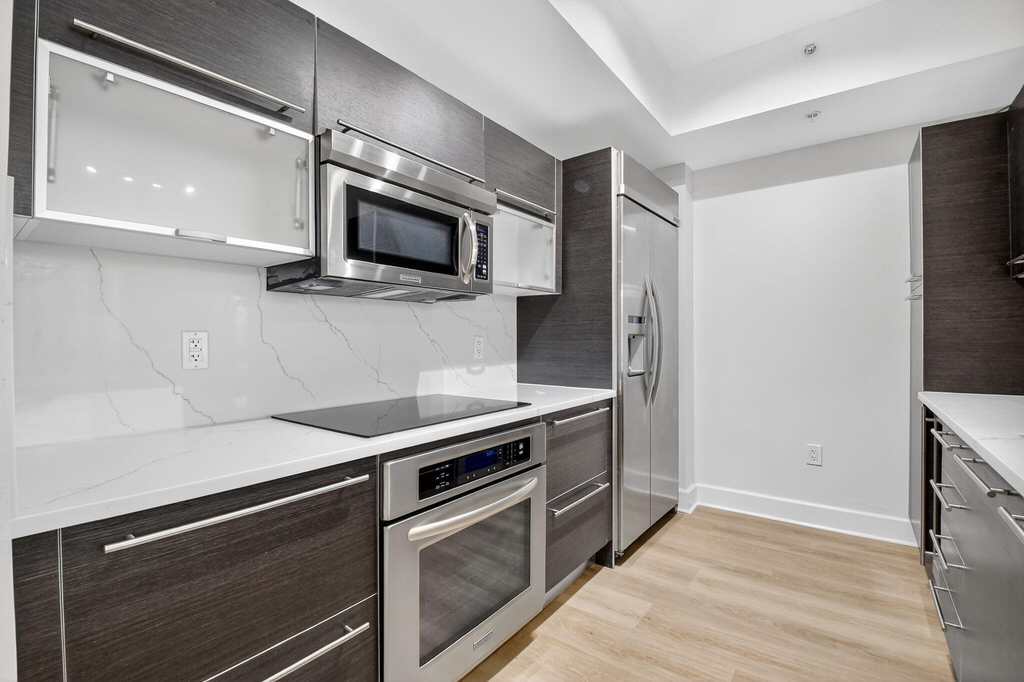 550 Okeechobee Boulevard - Photo 11