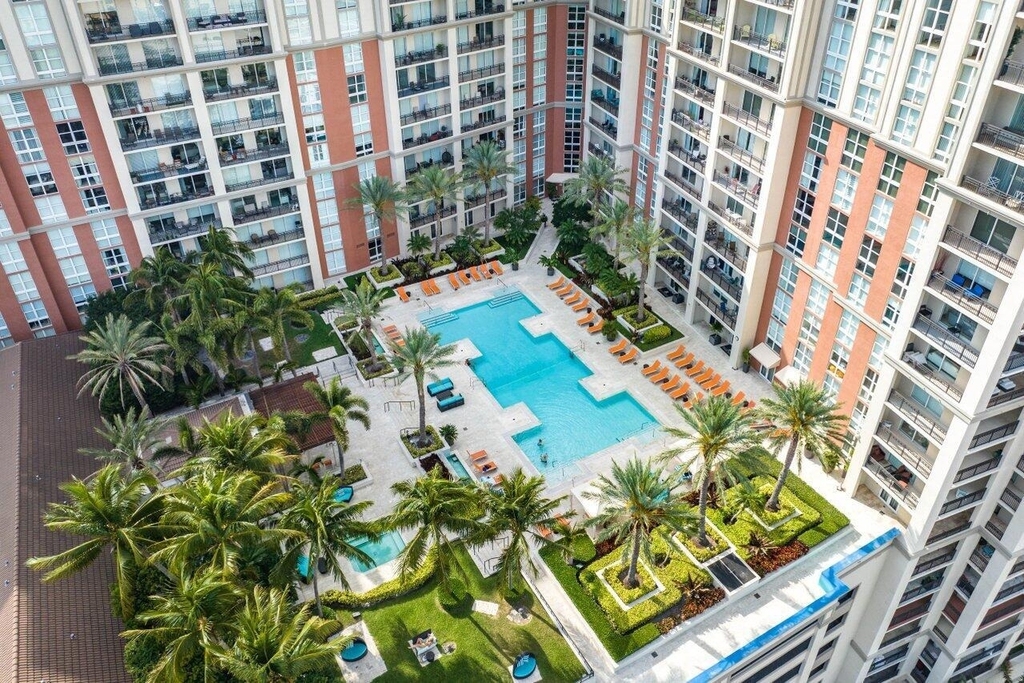 550 Okeechobee Boulevard - Photo 50