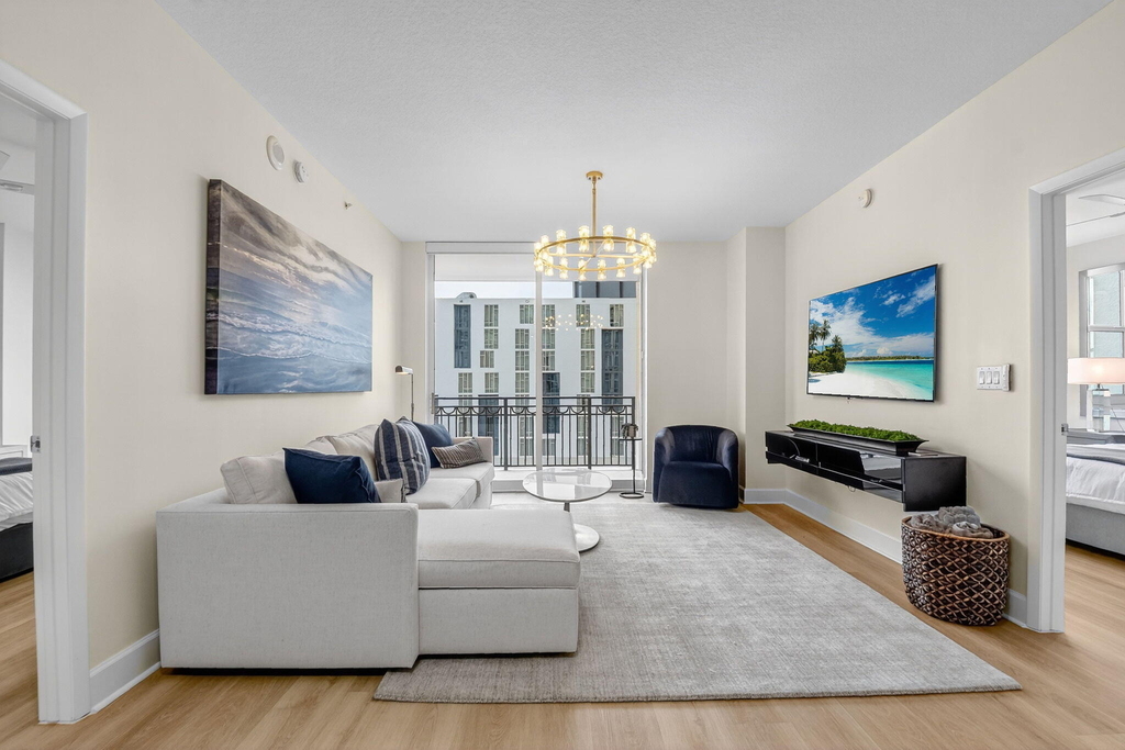 550 Okeechobee Boulevard - Photo 2