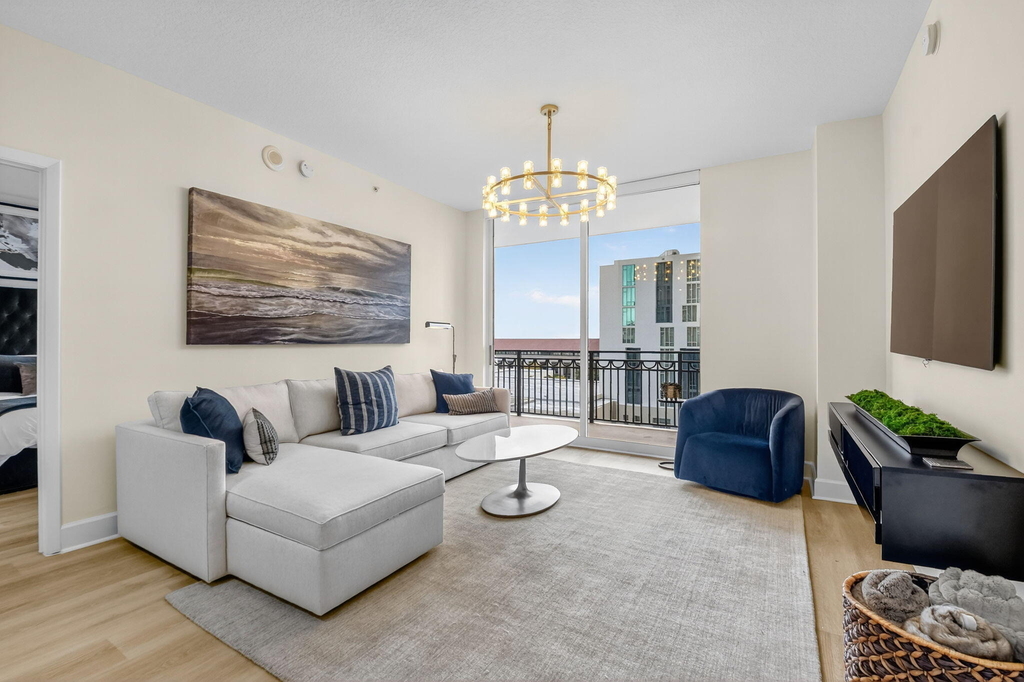550 Okeechobee Boulevard - Photo 1