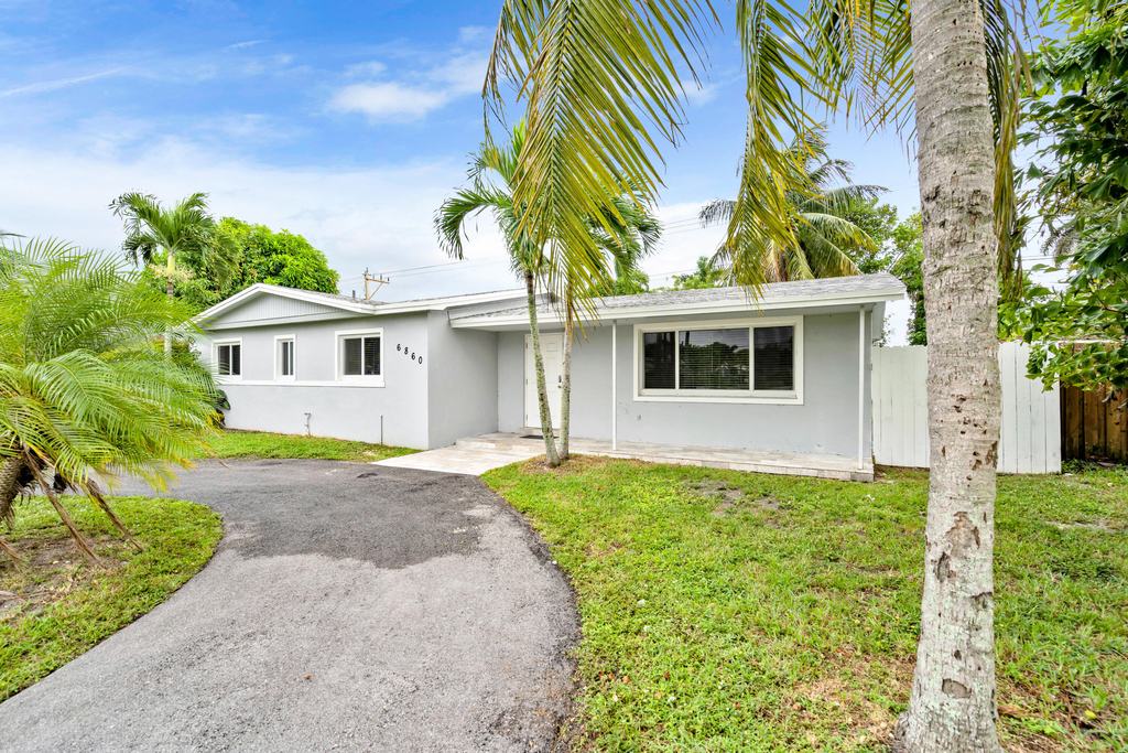 6860 Tyler Street - Photo 1