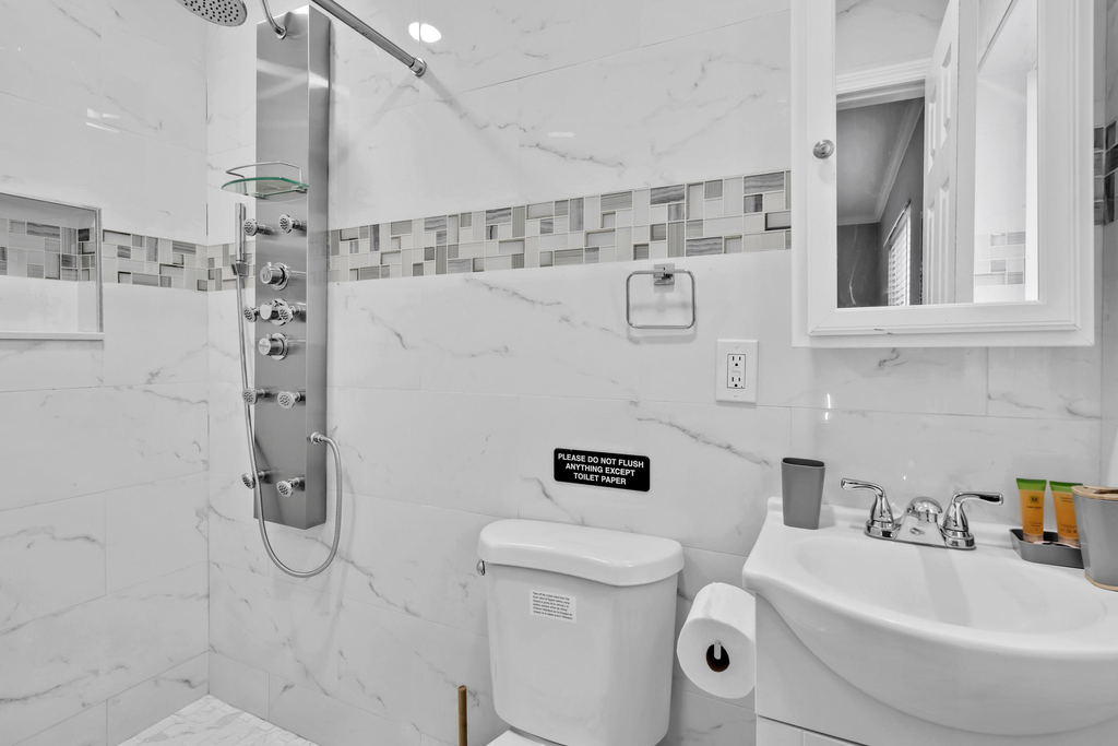 6860 Tyler Street - Photo 20
