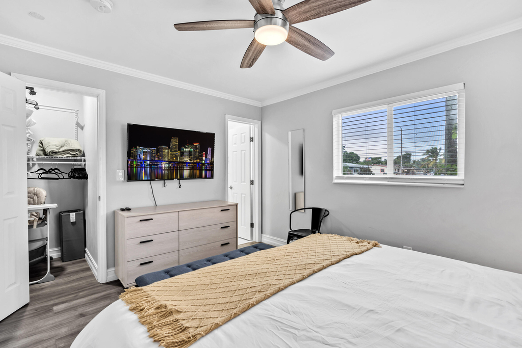 6860 Tyler Street - Photo 19