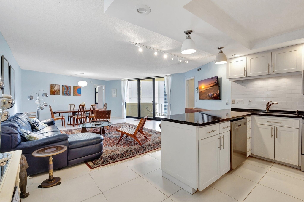 2800 N Ocean Drive - Photo 5