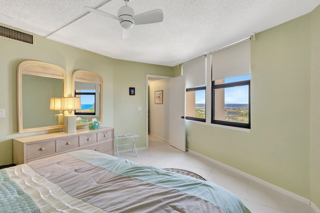 2800 N Ocean Drive - Photo 19