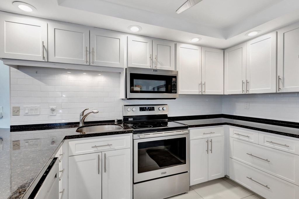 2800 N Ocean Drive - Photo 8