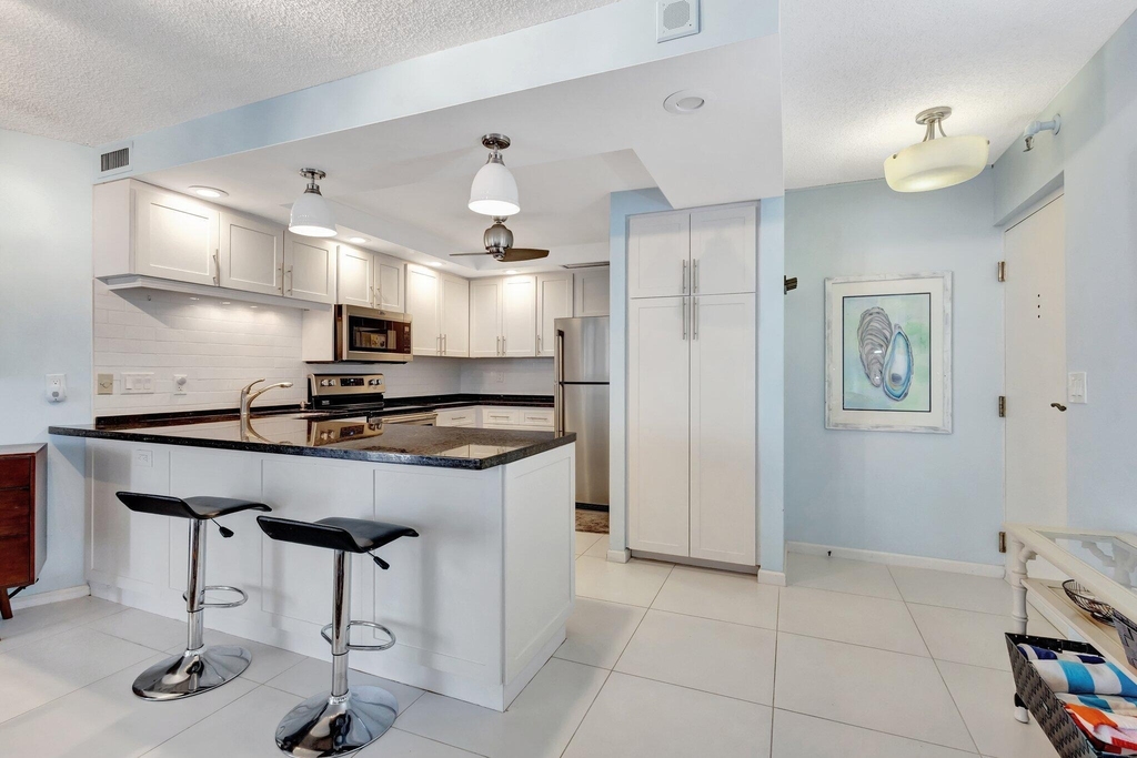 2800 N Ocean Drive - Photo 6