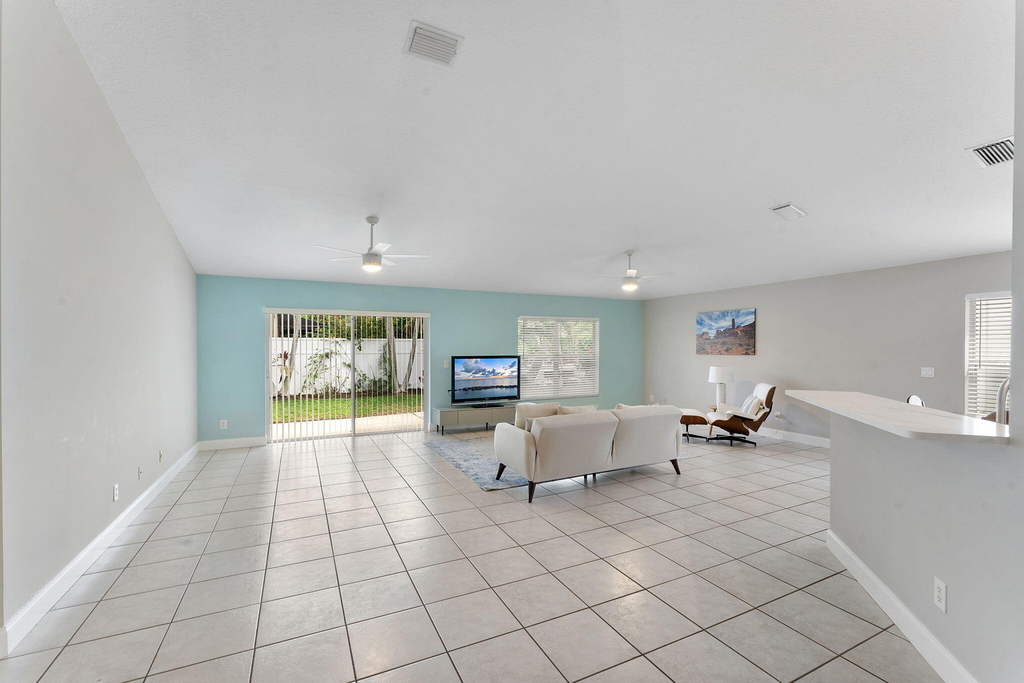 981 Delray Lakes Drive - Photo 6