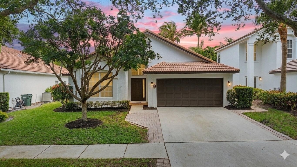 981 Delray Lakes Drive - Photo 0