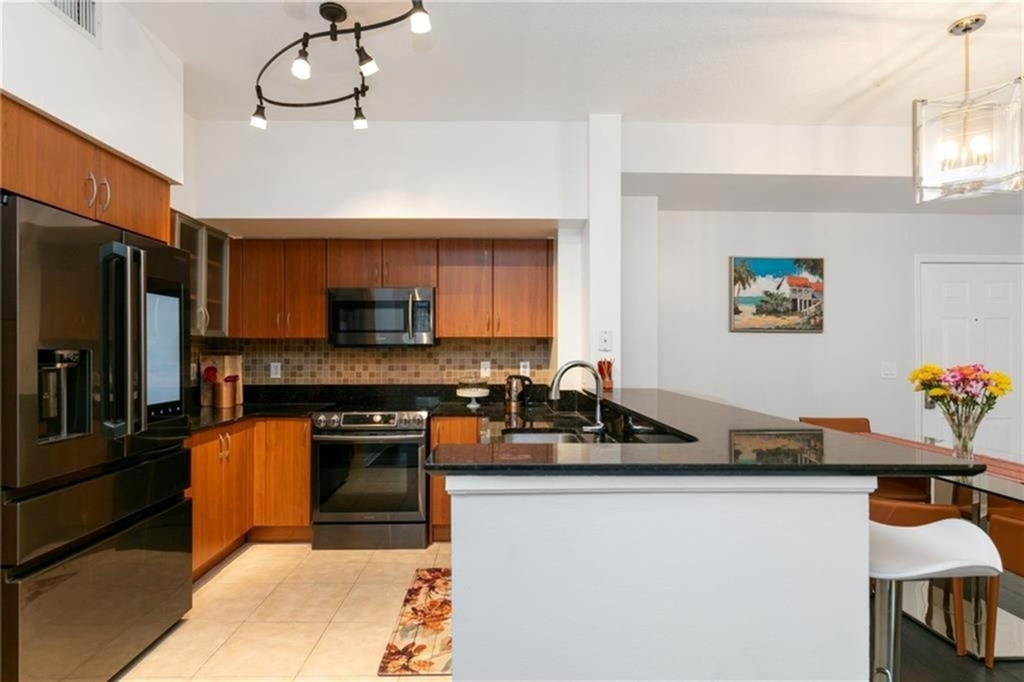 233 S Federal Highway - Photo 4
