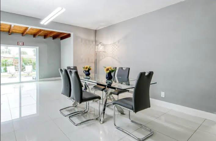 1905 N 45th Avenue - Photo 6