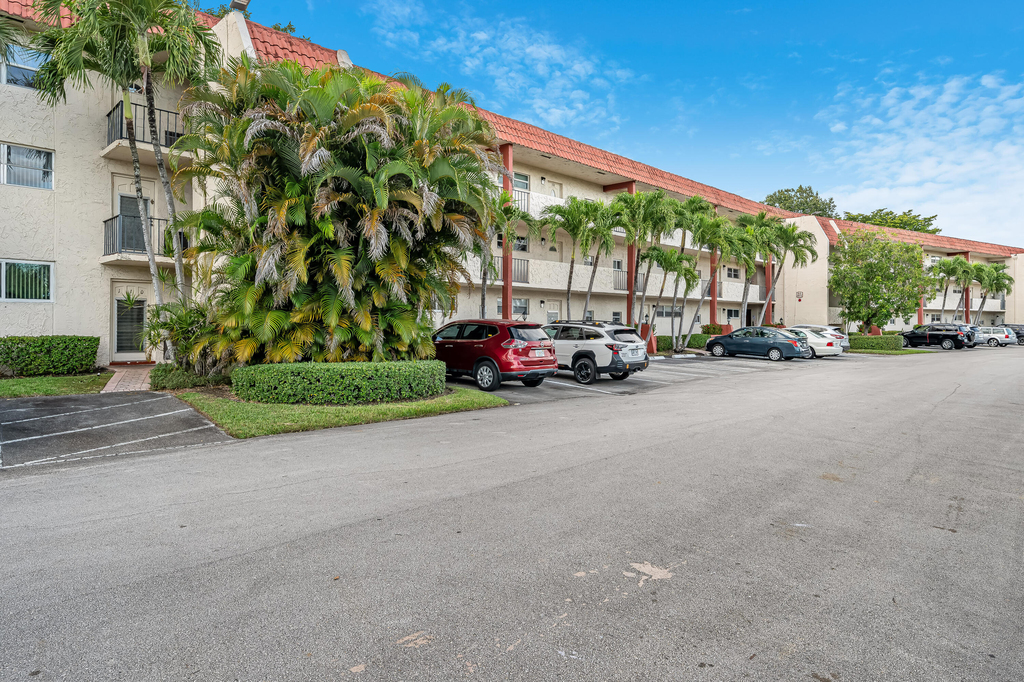 8911 S Hollybrook Boulevard - Photo 18