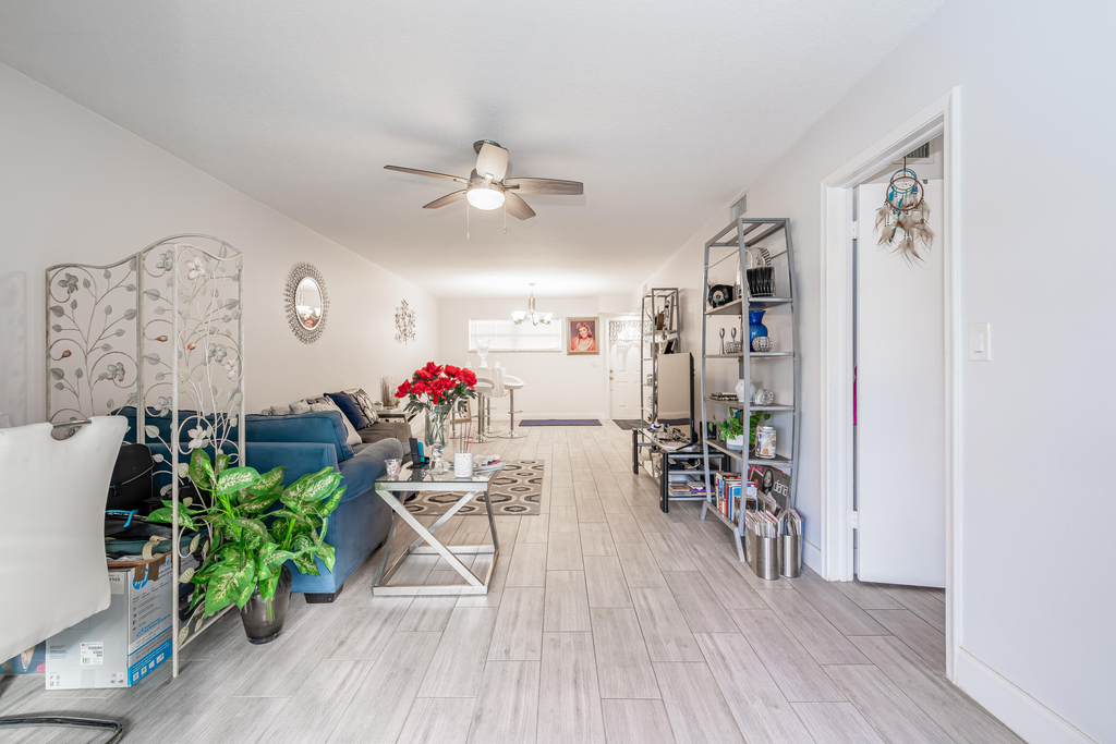 8911 S Hollybrook Boulevard - Photo 10