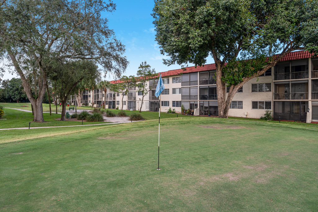 8911 S Hollybrook Boulevard - Photo 5