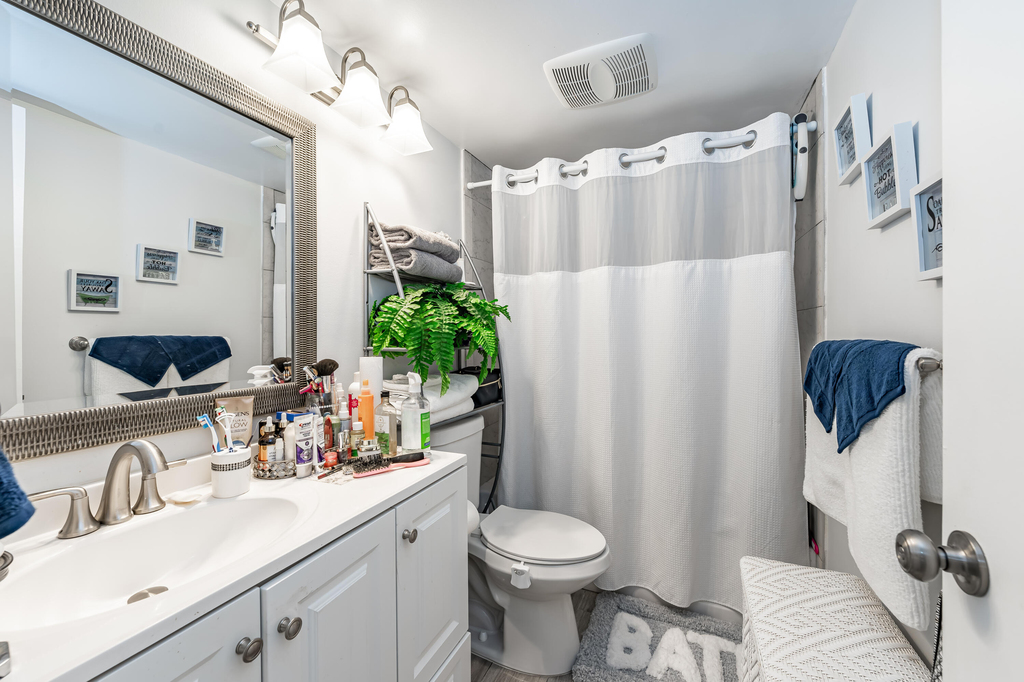 8911 S Hollybrook Boulevard - Photo 3