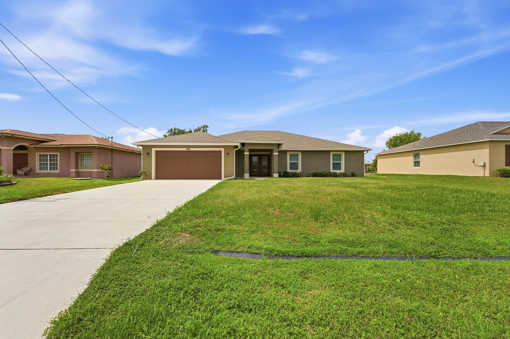 1692 Sw Alvaton Avenue - Photo 1
