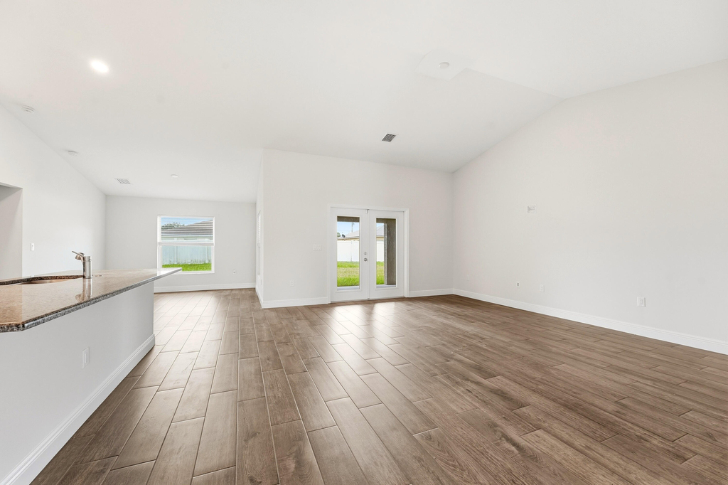 1692 Sw Alvaton Avenue - Photo 6