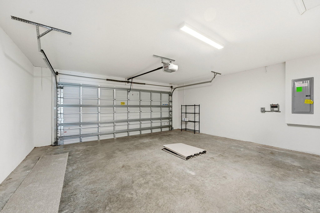 1692 Sw Alvaton Avenue - Photo 32