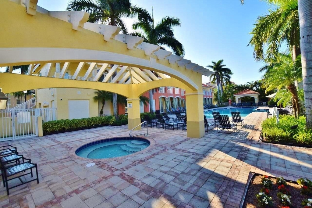 11016 Legacy Drive - Photo 32
