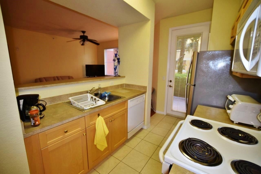 11016 Legacy Drive - Photo 9