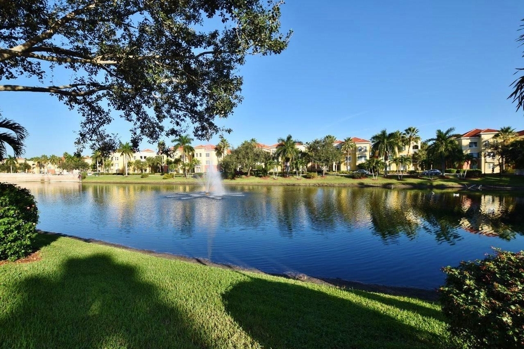 11016 Legacy Drive - Photo 21