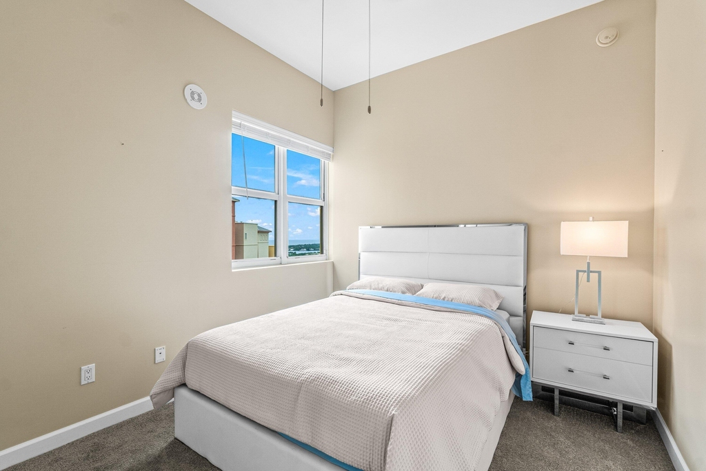 2650 Lake Shore Drive - Photo 16