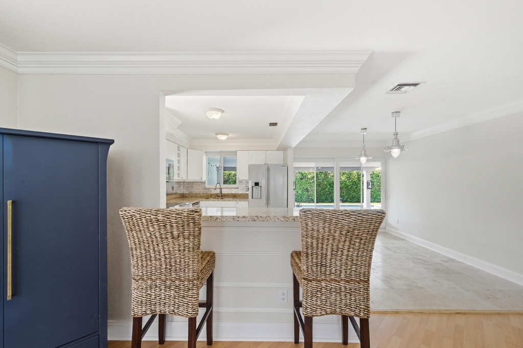 2685 Se 6th Street - Photo 7
