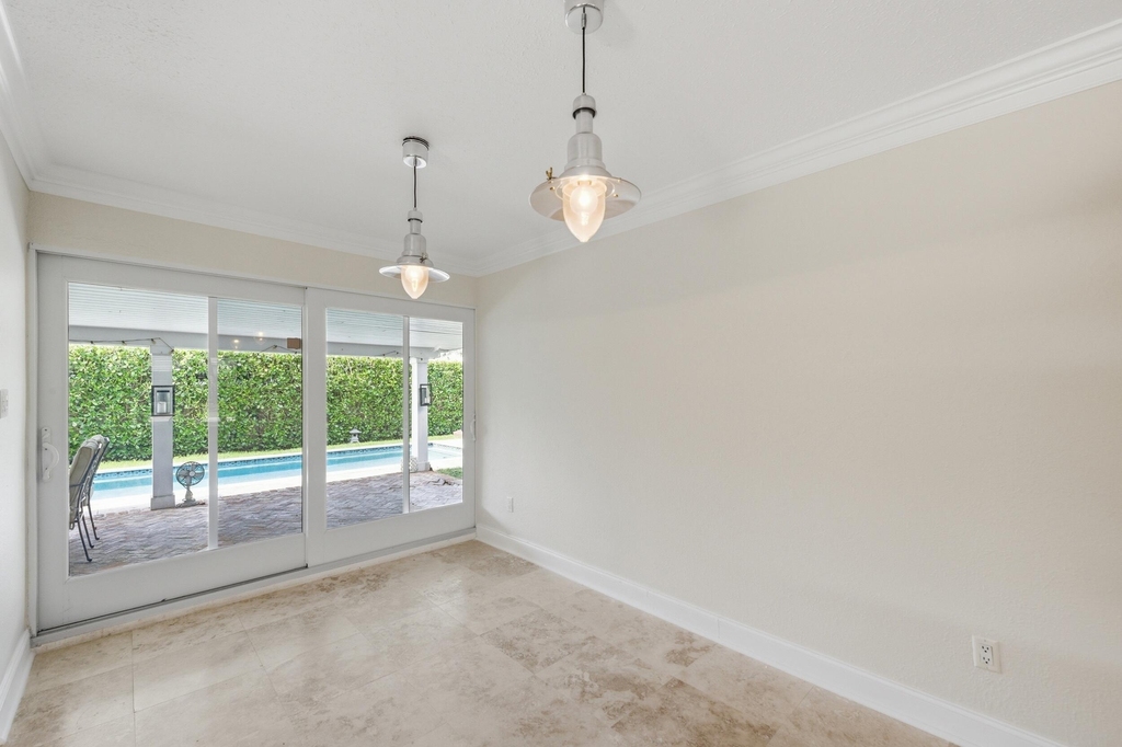 2685 Se 6th Street - Photo 13