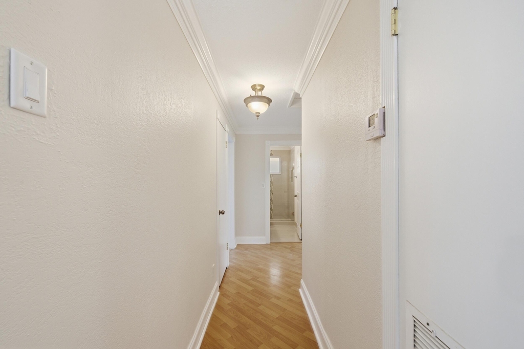 2685 Se 6th Street - Photo 17