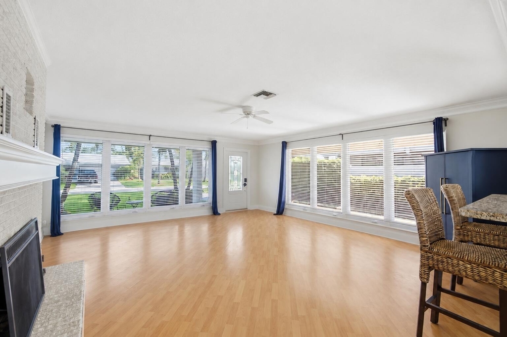 2685 Se 6th Street - Photo 6