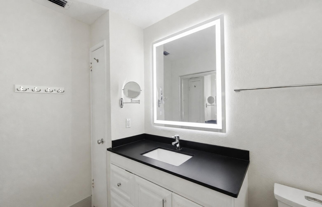 2685 Se 6th Street - Photo 21