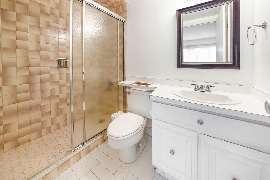 3050 Presidential Way - Photo 15