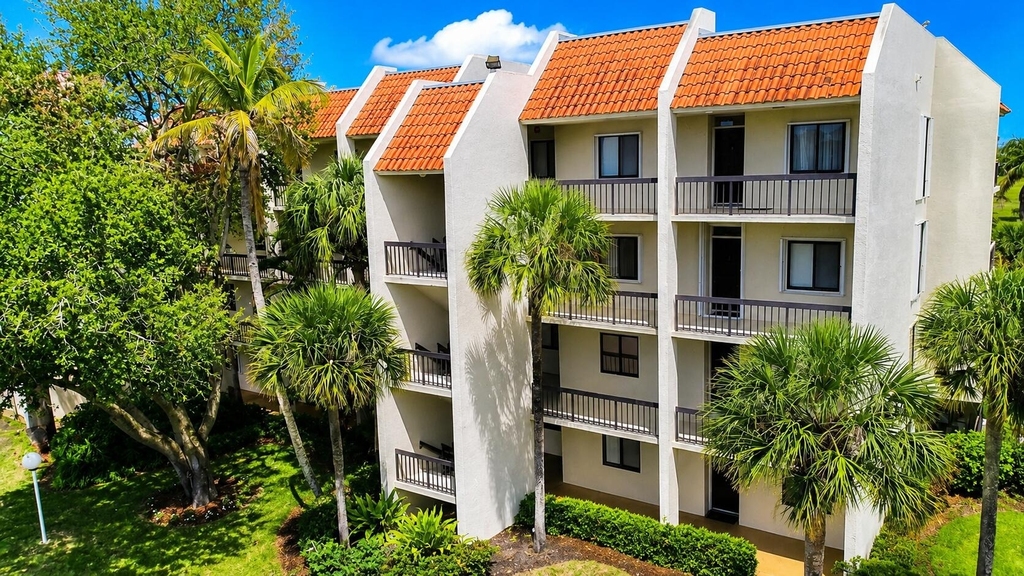 3050 Presidential Way - Photo 20