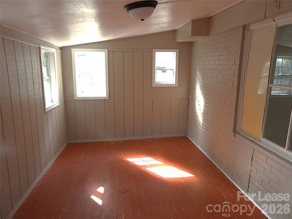 201 Merriman Road - Photo 19