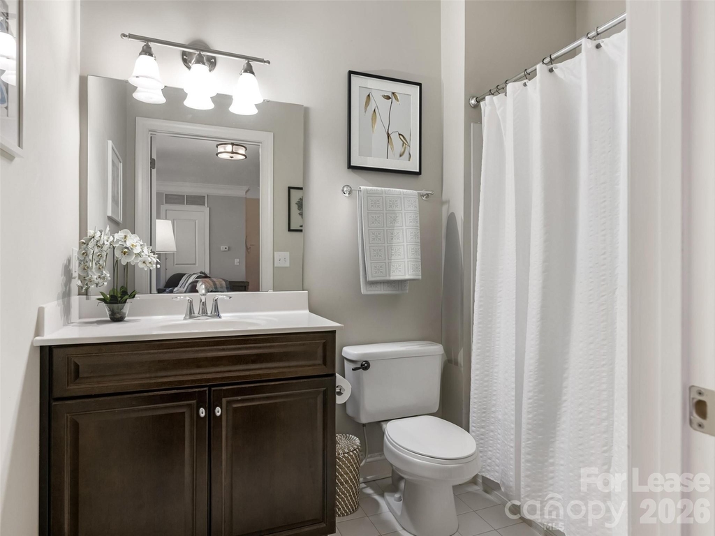 301 E Tremont Avenue - Photo 11