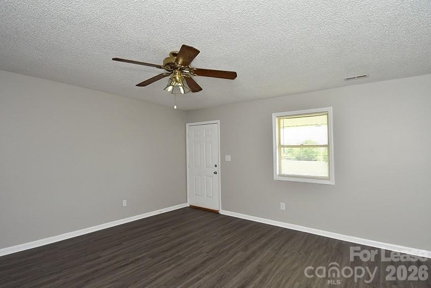 152 Glen Gar Drive - Photo 4