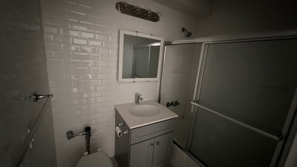 83-33 118th Street - Photo 16