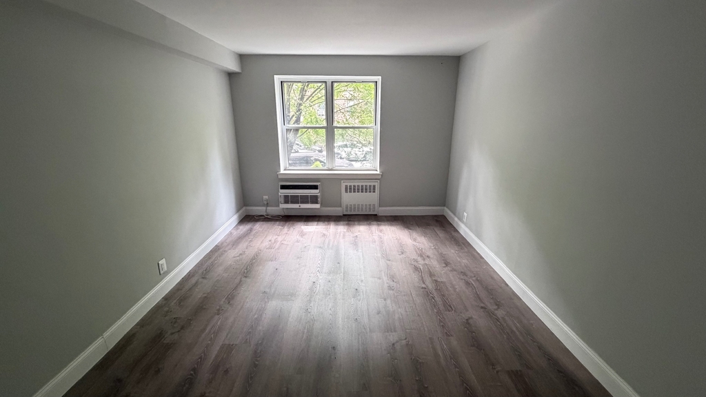 83-33 118th Street - Photo 18