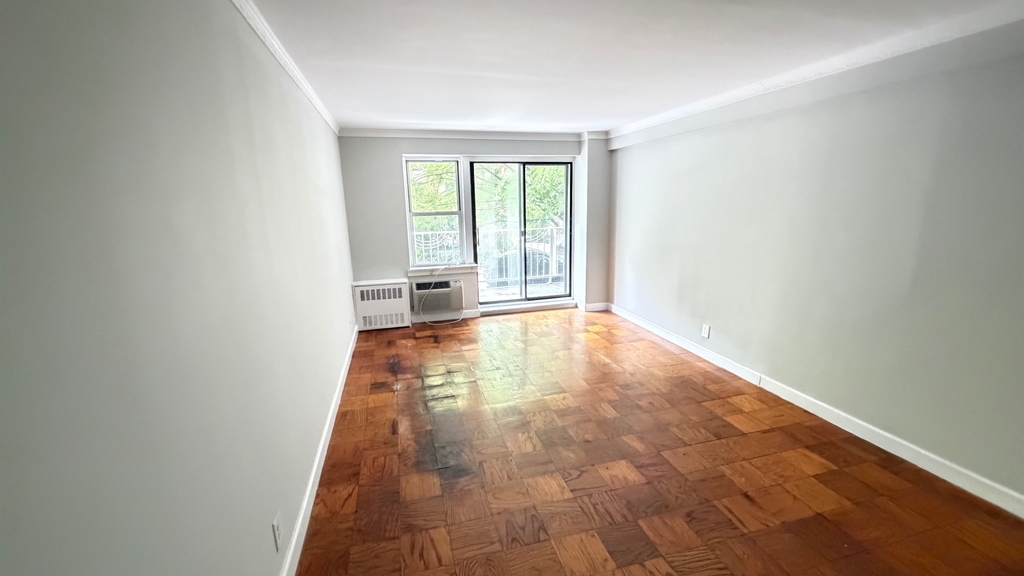 83-33 118th Street - Photo 7