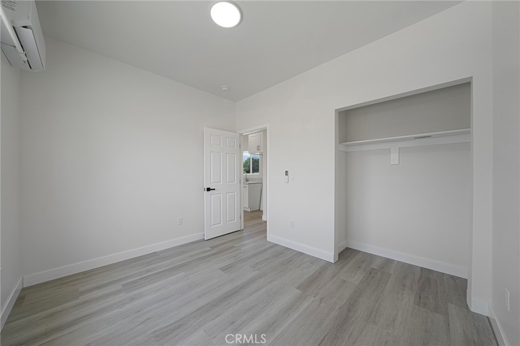 2425 Myrtle Avenue - Photo 4