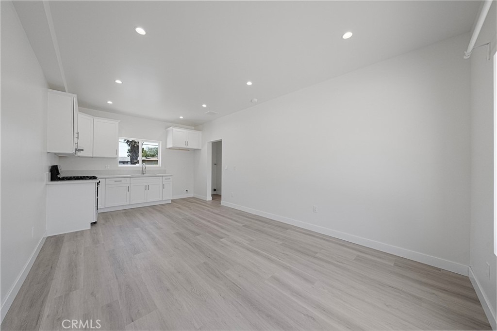 2425 Myrtle Avenue - Photo 1