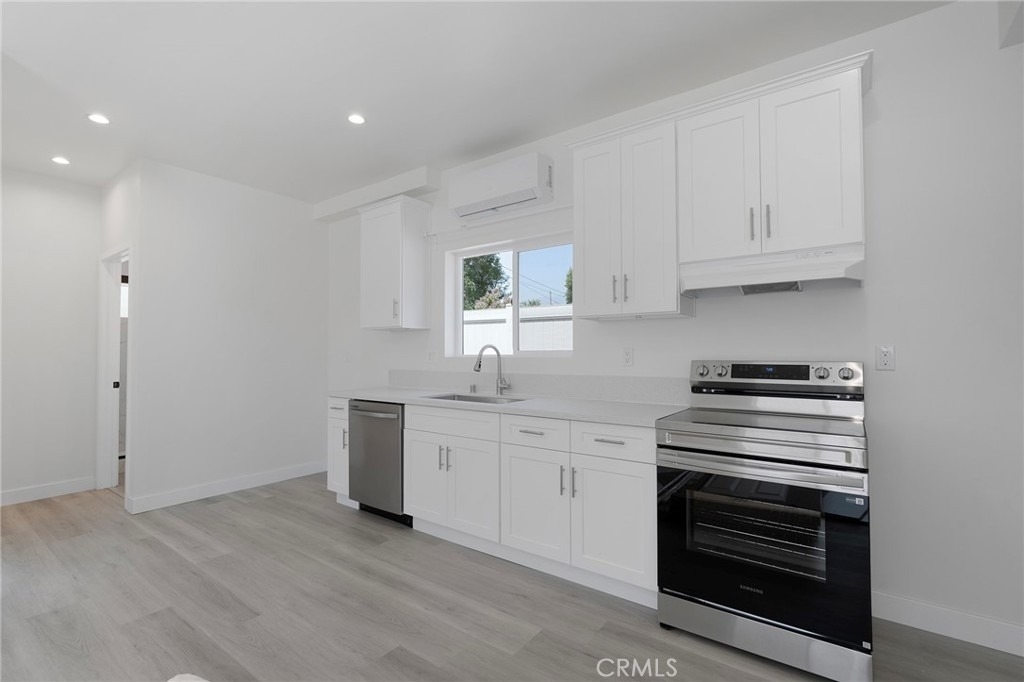 2423 Myrtle Ave - Photo 17