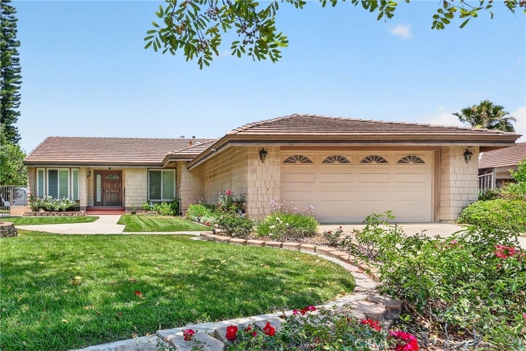 807 Avenida Loma Vista - Photo 1