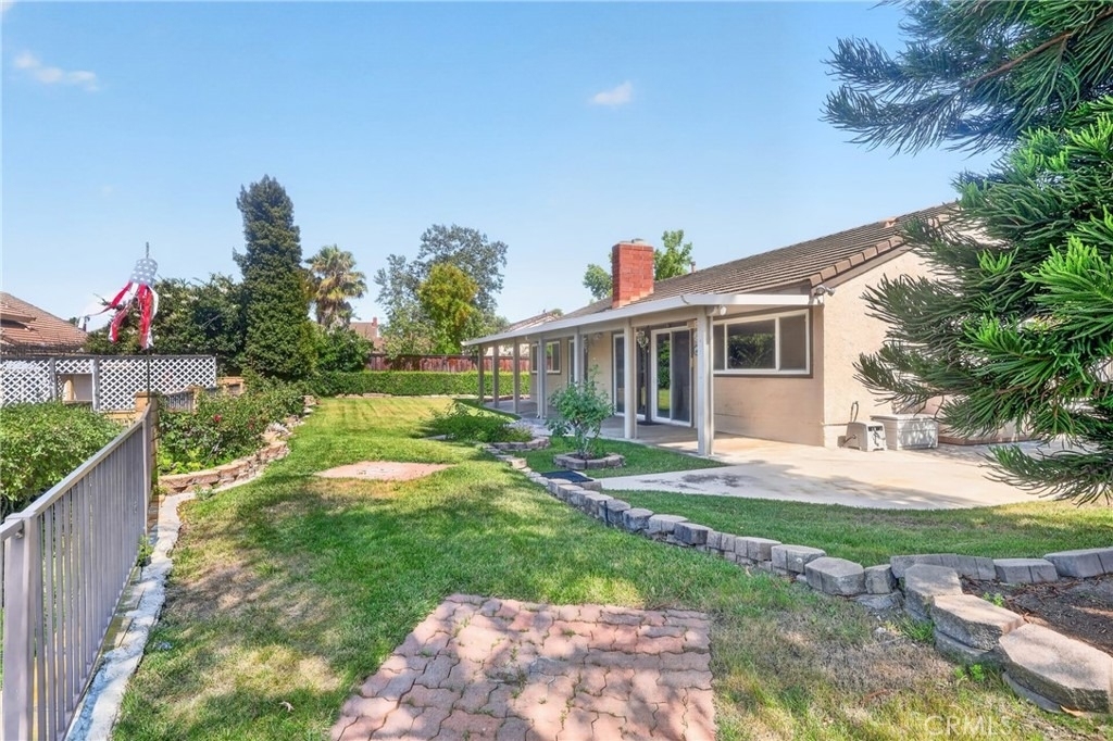 807 Avenida Loma Vista - Photo 36